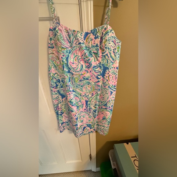 Lilly Pulitzer Tie back Dress. Brand new never worn - Picture 3 of 10